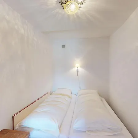 Tinus سانت موريتز